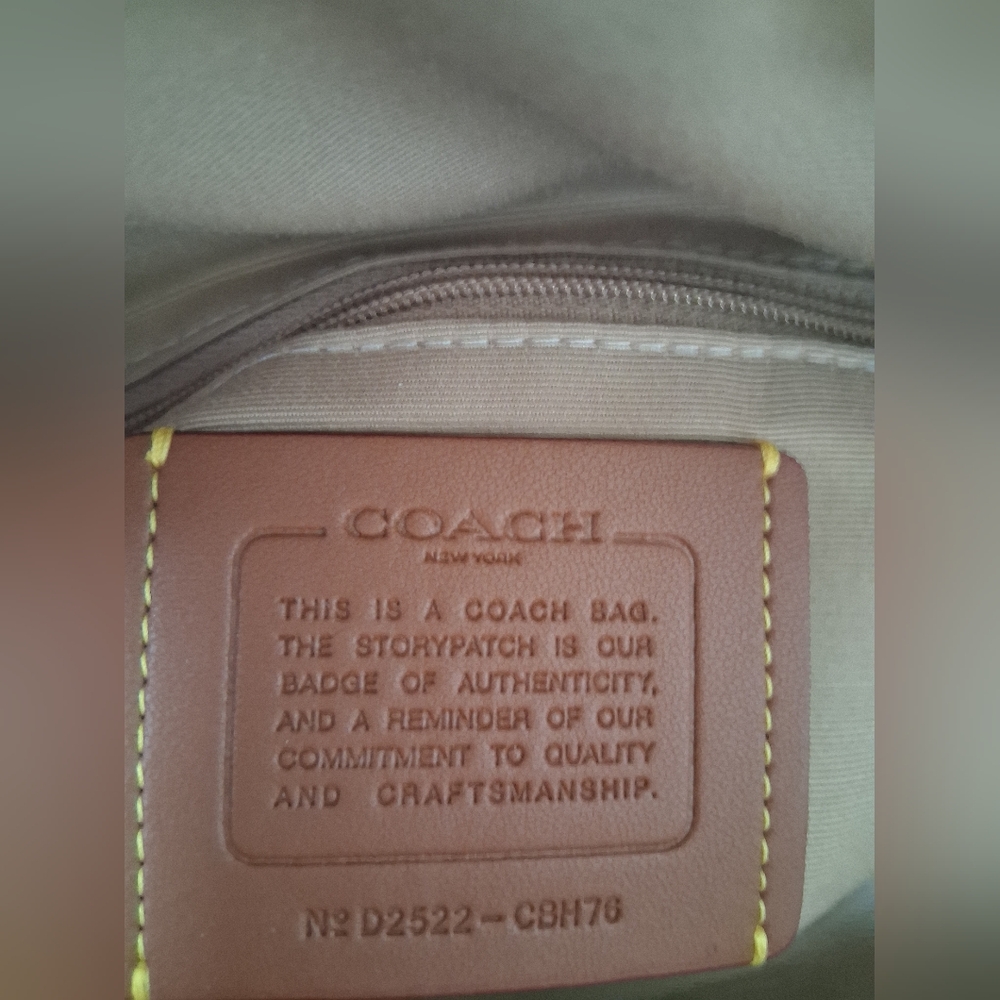 NWOT Coach Rowan Large Satchel With Shell Charm - Picture 10 of 12